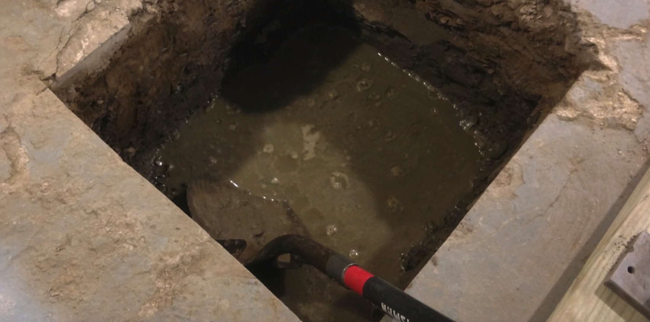 Undersized center foundation footer causes home to sink | Lakewood, OH