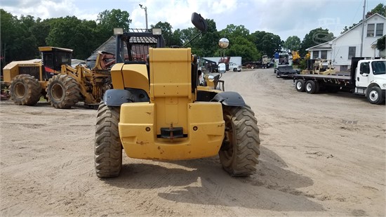2005 CATERPILLAR TH560B | Equipment Store