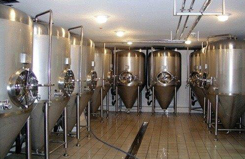 Fermentors should be chemically cleaned and sanitized.| hydrosol system