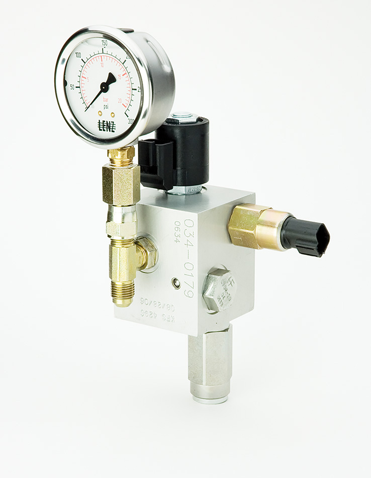 Manifolds: Logan offers fluid and air actuated valve manifolds complete with gauge and pressure switch to ensure reliable and accurate engagement of the Logan PTO