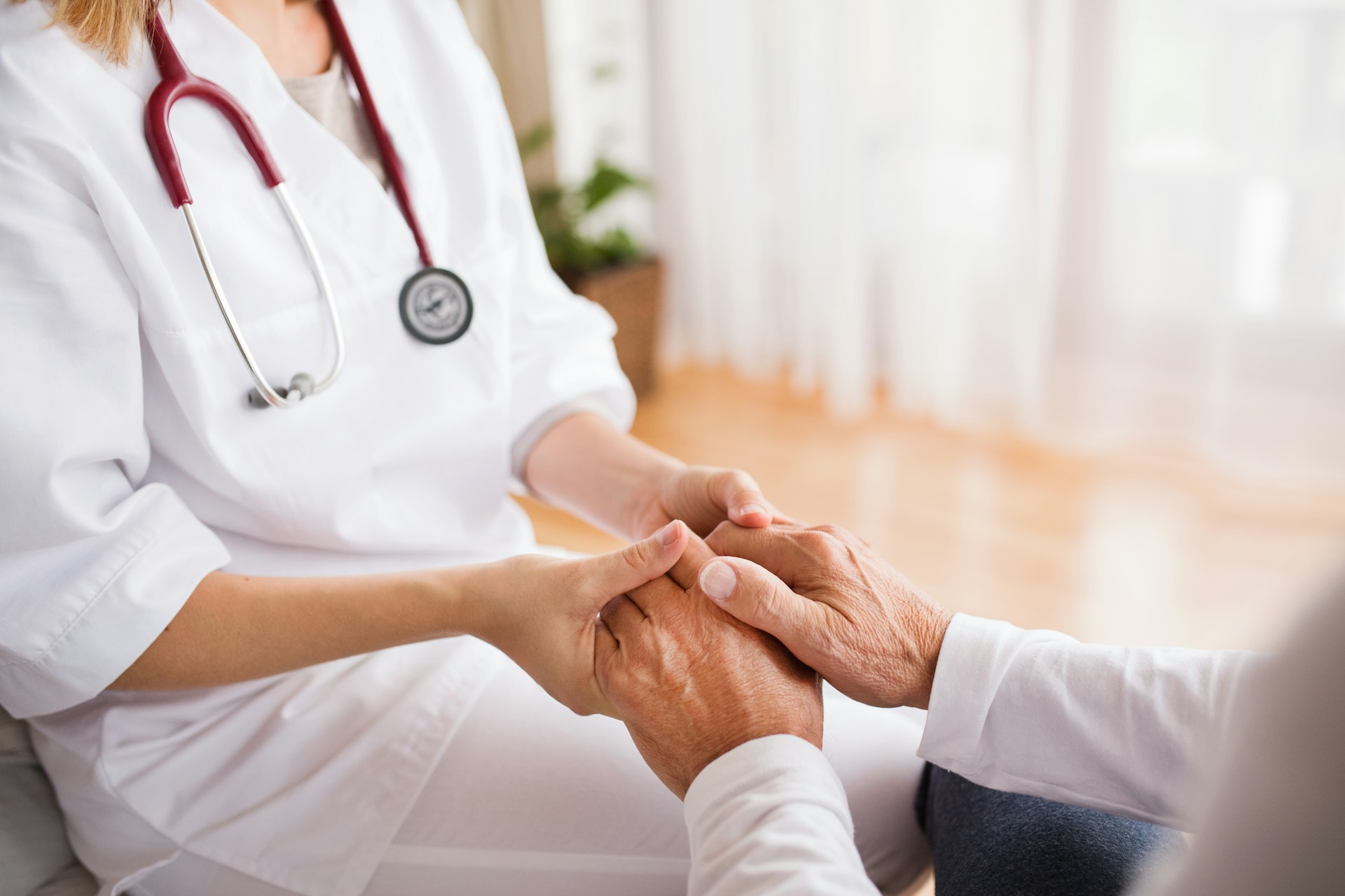 Family Questions to Ask Before Home Care Starts in Cleveland