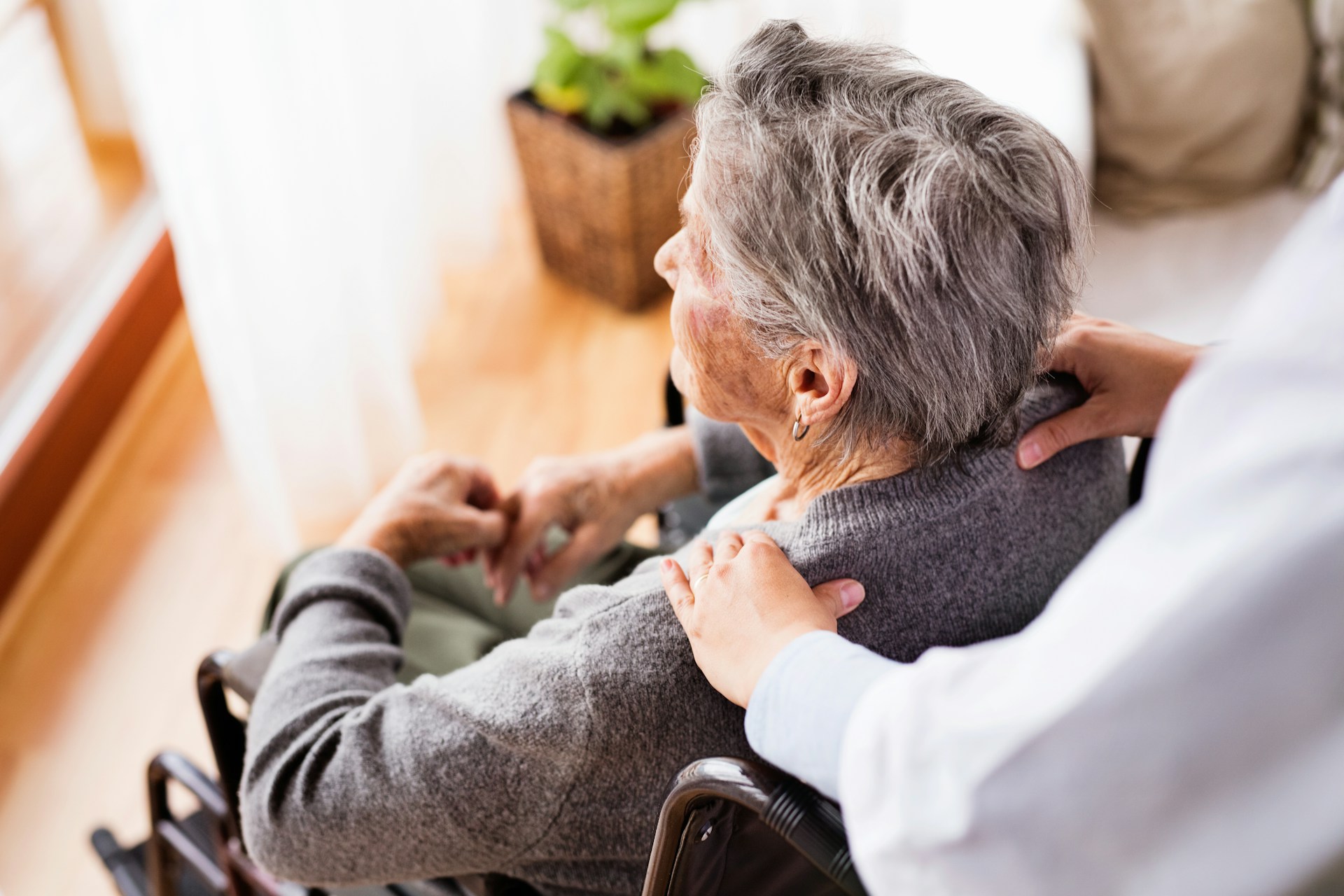 Early Dementia Discharge in Cleveland: Prevent Wandering  Sundowning at Home