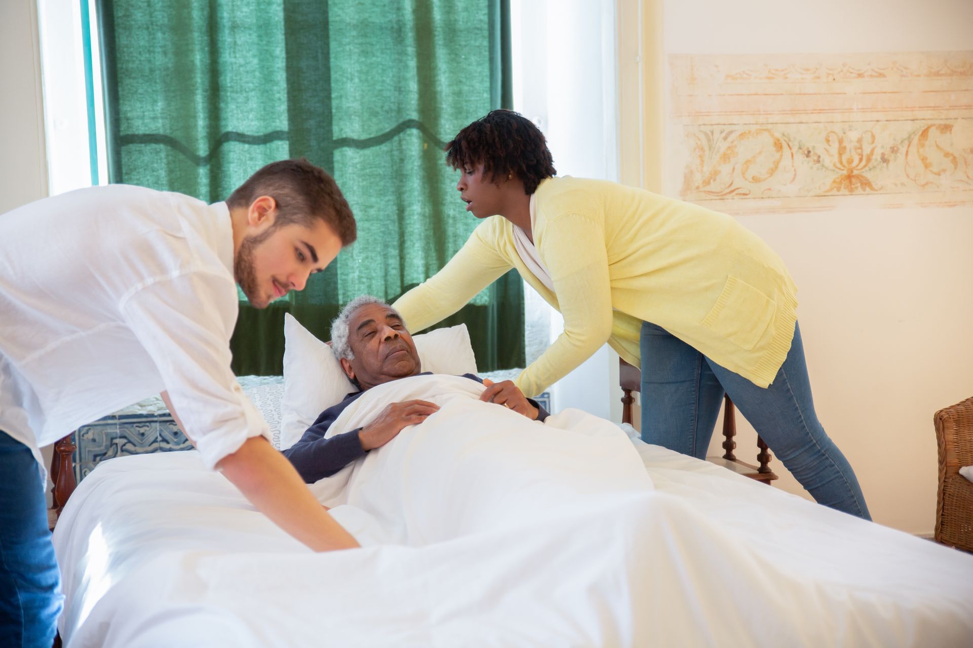 Cleveland Hospital Discharge Home Care: Red Flags and When to Escalate