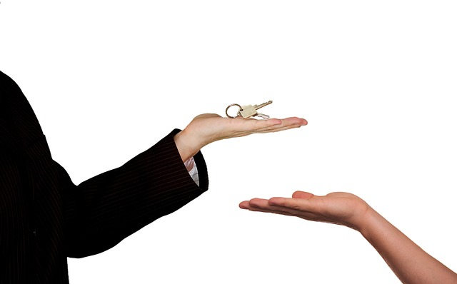 Homebuying 101: What Happens After the Seller Accepts Your Offer 