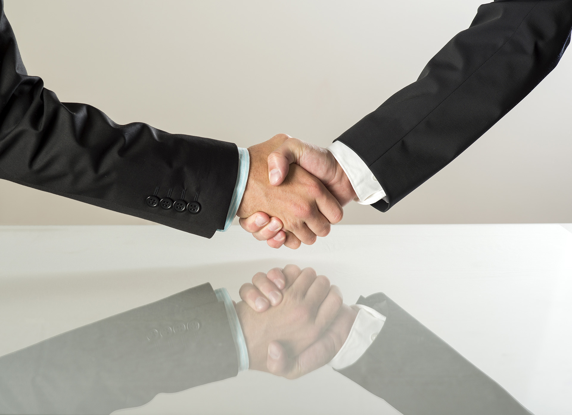 Choosing the Right Business Partner: Key Factors to Consider